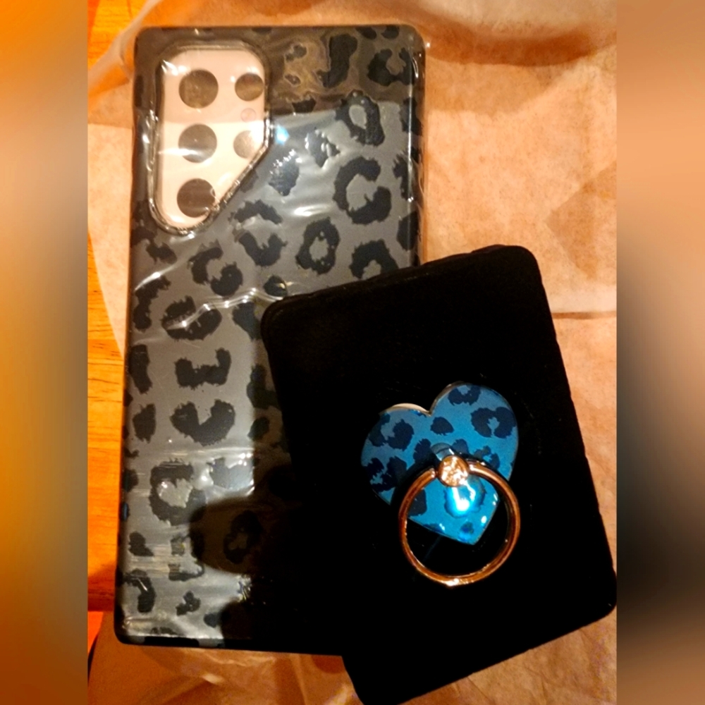 Leopard Print Phone Case with Ring Holder - Black and Blue